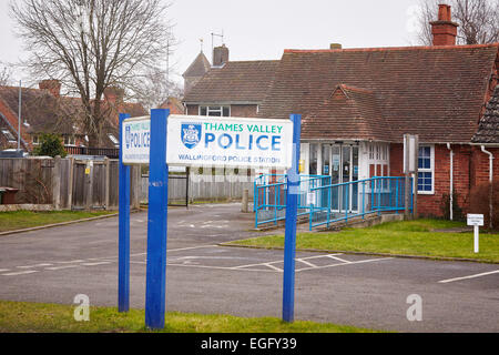 Gesamtansicht von Wallingford Polizeistation. Thames Valley Polizei will die Station im Rahmen der Sparmaßnahmen zu verkaufen Stockfoto