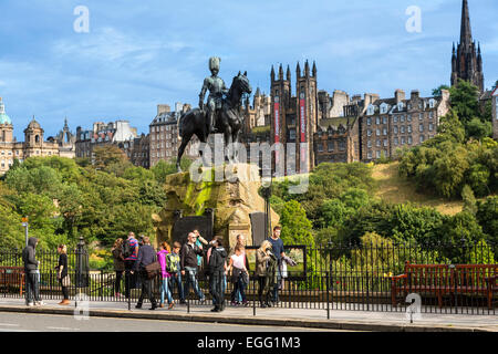 Das Royal Scots Greys Monument an der Princes Street Stockfoto