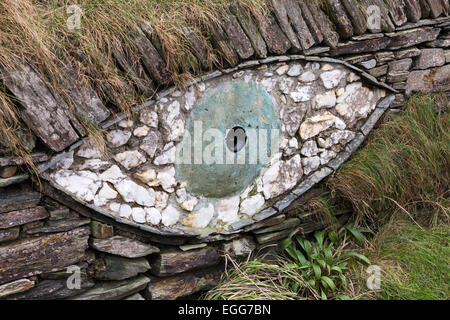 Auge-Design in Steinmauer, Cornwall, England, UK Stockfoto