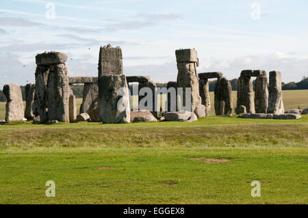 Stonehenge ist ein Ring von stehenden Steinen in der Nähe von Salisbury in Südengland, die vielleicht schon 3000 v. Chr. errichtet. Stockfoto