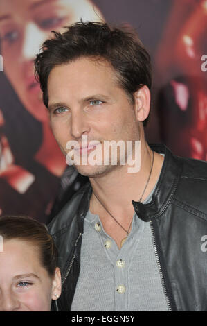 LOS ANGELES, CA - 18. November 2013: Peter Facinelli bei der US-Premiere von "The Hunger Games: Catching Fire" im Nokia Theatre LA Live. Stockfoto