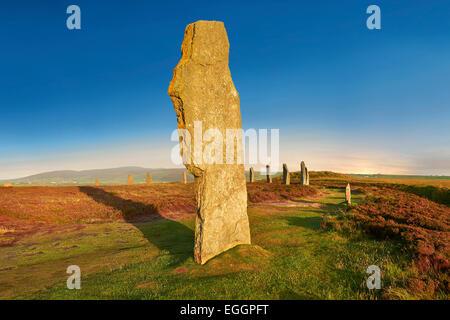 Ring of Brodgar, 2.500 bis ca. 2.000 v. Chr., eine neolithische Steinkreis oder Henge ein UNESCO-Weltkulturerbe, Orkney, Schottland Stockfoto