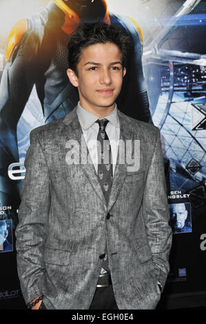 LOS ANGELES, CA - 28. Oktober 2013: Aramis Knight bei der Los Angeles Premiere seines Films "Ender es Game" in TCL Chinese Theatre. Stockfoto