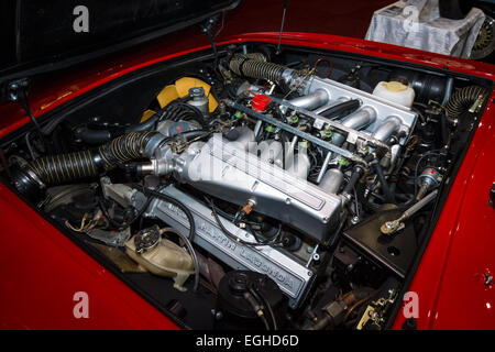 Motor des Autos Aston Martin V8 Vantage Stockfoto