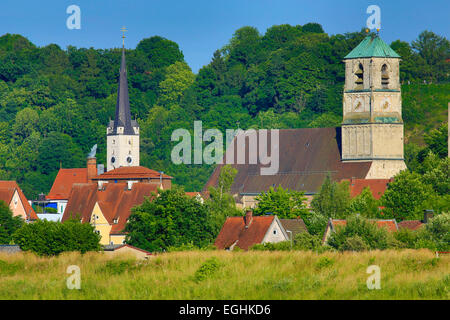 Inn Fluss, Pfarrkirche St. Jakob, Wasserburg am Inn, Upper Bavaria, Bavaria, Germany Stockfoto