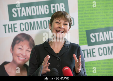 Caroline Lucas, MP für Brighton Pavilion, spricht bei der Vorstellung von der grünen Partei Wahlkampf Stockfoto