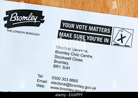 Brief aus London Borough of Bromley zu gewährleisten, die die Wahlen zu registrieren ist korrekt und vollständig vor den allgemeinen Wahlen. Stockfoto