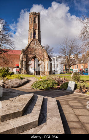 Greyfriars Tower, Tower Gardens, King's Lynn. Der Turm hat überlebt, weil es durch die Jahrhunderte einen nützlichen Marker für s gemacht Stockfoto