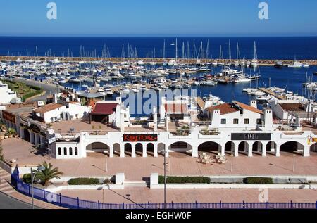 Erhöhten Blick auf den Hafen, Roquetas de Mar, Provinz Almeria, Andalusien, Spanien, Westeuropa. Stockfoto