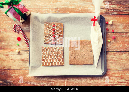 Nahaufnahme der Lebkuchen Haus Details auf Pfanne Stockfoto