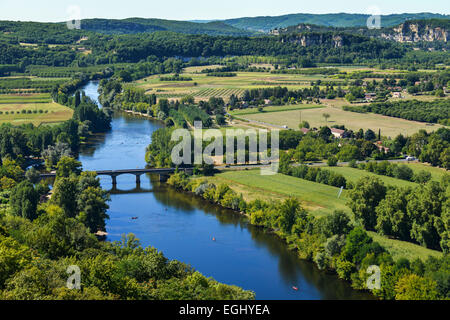 Fluss Dordogne gesehen von Domme Dordogne Aquitanien Frankreich Europa Stockfoto