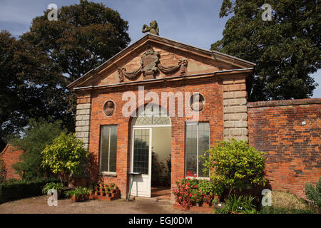 Castle Bromwich Hall Gärten, eine englische Barockgarten derzeit unter Restoratiion durch die Castle Bromwich Hall Gardens Trust Stockfoto