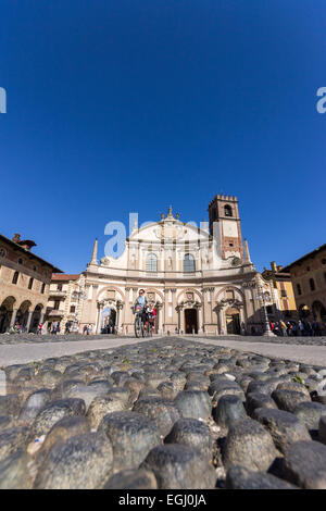 Italien, Lombardei, Vigevano, Ducale Platz der Kathedrale Stockfoto