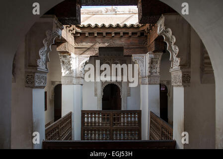 Innenraum der Medersa Ben Youssef, Medina, Marrakesch, Marokko Stockfoto