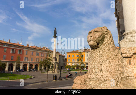 Italien, Emilia Romagna, Piacenza, das Dom-Detail. Stockfoto