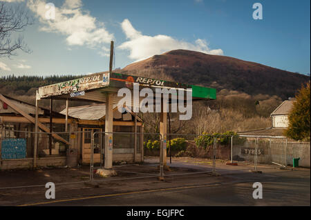 Eine verlassene Garage in Taffs gut, South Wales. Stockfoto