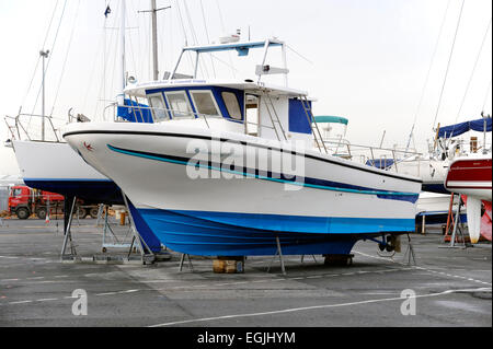 Yacht im Trockendock Margate Kent Stockfoto