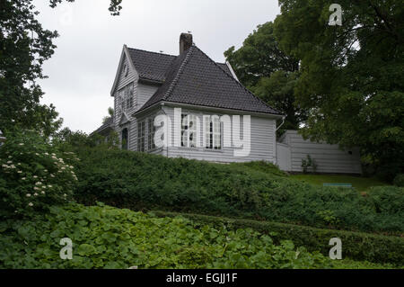 Gamle Bergen oder alte Bergen ist ein Freilichtmuseum mit einigen 50 Holzhäuser in typisch norwegischem Stil aus dem 18. Jahrhundert. Stockfoto