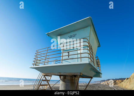 Lifeguard Tower Nr. 1 auf Torrey Pines State Beach. San Diego, California, Vereinigte Staaten von Amerika. Stockfoto