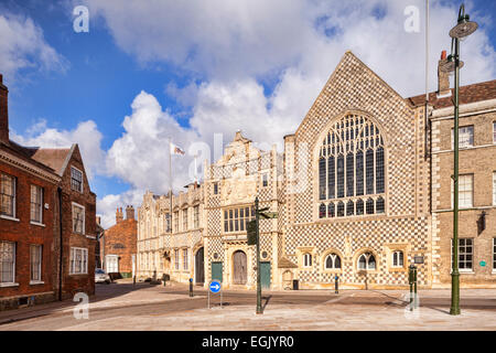 Das Rathaus und die Trinity Guildhall, Kings Lynn, Norfolk, England, Vereinigtes Königreich. Stockfoto