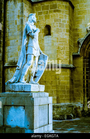 Statue von Alfonso II., König von Asturien. Kathedrale von San Salvador. Oviedo, Asturien, Spanien, Europa. Stockfoto