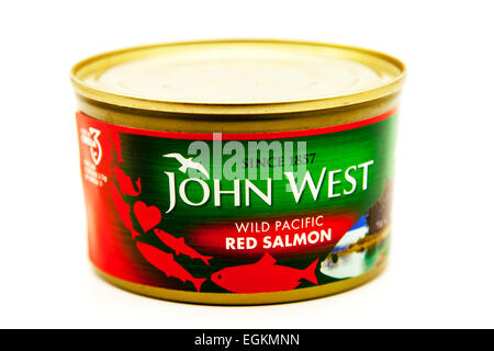 Verzinnte rot Lachs weißen Hintergrund John West Zinn wild pacific Produkt Logo Ausschnitt Ausschneiden Kopieren Raum isoliert Stockfoto