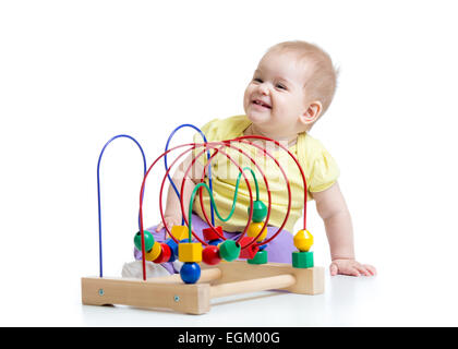 Kind spielt mit pädagogisches Spielzeug isoliert Stockfoto