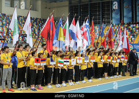 ISTANBUL, Türkei - 21. Februar 2015: Eröffnungsfeier der Balkan Leichtathletik Indoor Asli Cakir Alptekin Leichtathletik WM Stockfoto