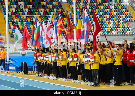 ISTANBUL, Türkei - 21. Februar 2015: Eröffnungsfeier der Balkan Leichtathletik Indoor Asli Cakir Alptekin Leichtathletik WM Stockfoto