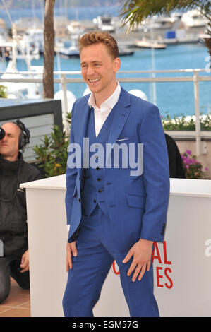 CANNES, Frankreich - 25. Mai 2013: Tom Hiddleston beim Fototermin auf dem 66. Festival de Cannes für seinen Film "Nur Liebhaber links lebendig". Stockfoto