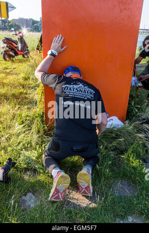 Ultra-Marathons, "TorTour de Ruhr", 230 Kilometer lange Weg von der Quelle der Ruhr in Winterberg bis Duisburg Stockfoto