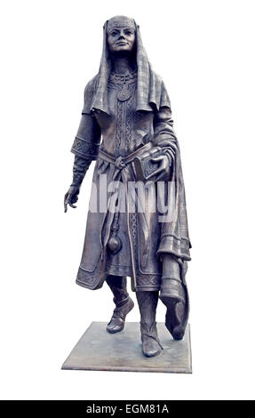 Statue der Königin Bertha von Kent gefunden in Dame Woottons Gärten Canterbury Kent auf weißem Hintergrund Stockfoto