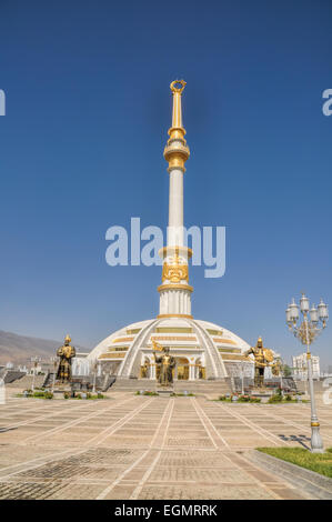 Monument der Unabhängigkeit in Aschgabat, Kapital Stadt von Turkmenistan Stockfoto