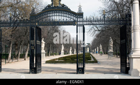 Eingang-Retiro-Park Parque del Retiro Madrid Stockfoto