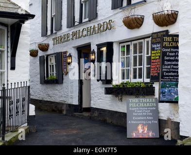 -Drei Sardinen - Kneipe in Polperro, Cornwall, England UK Stockfoto