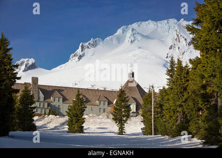 Timberline Lodge unter Mount Hood in den Cascade Mountains, Oregon, USA Stockfoto