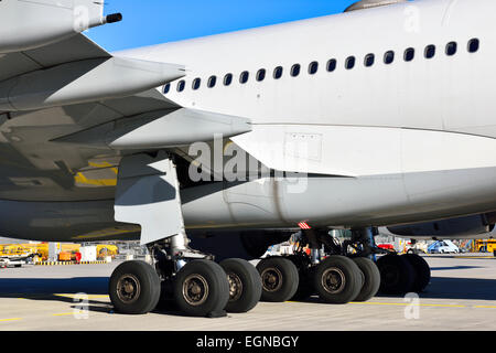 Airbus, Lufthansa, eine 340, Fahrwerk, Räder, Stockfoto