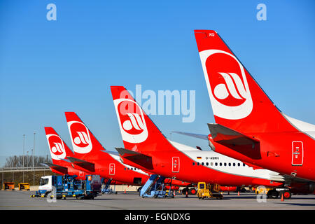 Air Berlin, Boing, Airbus, line-up, Flugzeuge, Flugzeug, Flugzeug, Flügel, Höhenleitwerk, Stockfoto