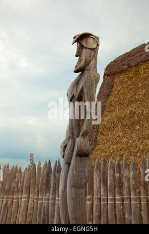 Hölzerne Tiki Puuhonua o Honaunau National Historical Park, Big Island Hawaii Stockfoto