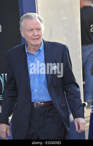 LOS ANGELES, CA - 29. Mai 2014: Jon Voight in der Welt-premiere von "Malefiz" am El Capitan Theatre in Hollywood. Stockfoto