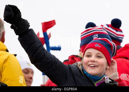 Falun, Schweden. 27. Februar 2015. Prinzessin Ingrid Alexandra von Norwegen bei der nordischen Ski-Weltmeisterschaften in Falun, Schweden, 27. Februar 2015. Foto: Patrick van Katwijk / POINT DE VUE OUT - NO WIRE SERVICE-/ Dpa/Alamy Live News Stockfoto