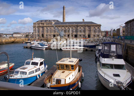 Royal William Yard, Plymouth, Devonshire, UK, formal Royal Navy Bevorratung Dept, jetzt umgewandelt in Wohnungen von Urban Splash. Stockfoto