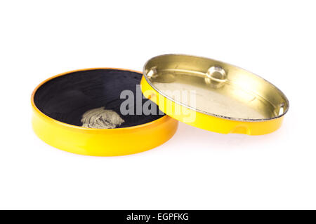 Schuhcreme isolierten auf weißen Hintergrund Stockfoto