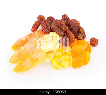 Trockenfrüchte Ananas, Zitrone, Walnuss, Cranberry isoliert auf weißem Hintergrund Stockfoto