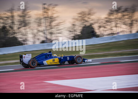 Barcelona, Katalonien, Spanien. 28. Februar 2015. MARCUS ERICSSON (SWE) treibt eine Sauber tagsüber 03 der letzte Formel Eins Vorsaison Tests am Circuit de Barcelona-Catalunya-Credit: Matthias Oesterle/ZUMA Wire/ZUMAPRESS.com/Alamy Live News Stockfoto
