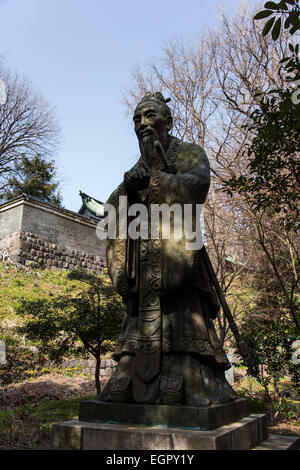 Statue von Konfuzius, Yushima Seido, Bunkyo-Ku, Tokyo, Japan Stockfoto