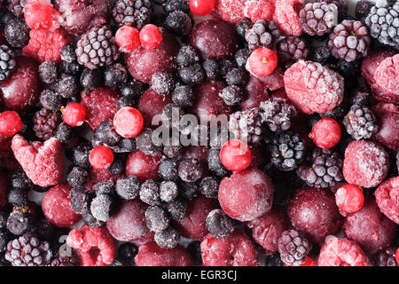 Gemischte Beeren eingefroren. Stockfoto