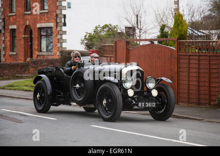 Wrightington, Lancashire, UK. 1. März, 2014. Bentley RX3612 Super6 (Schwarzes Tier) bei der Eröffnungsrede des Auto Club Treffen im Wrightington auf dem Parkplatz des Corner House Hotel statt. Stockfoto