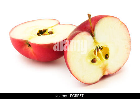 zwei Scheiben von einem roten reifer Apfel Stockfoto