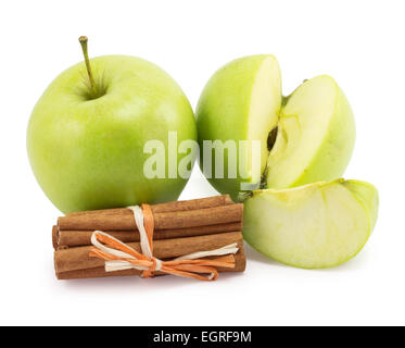 Apfel, Canella auf weißem Hintergrund Stockfoto